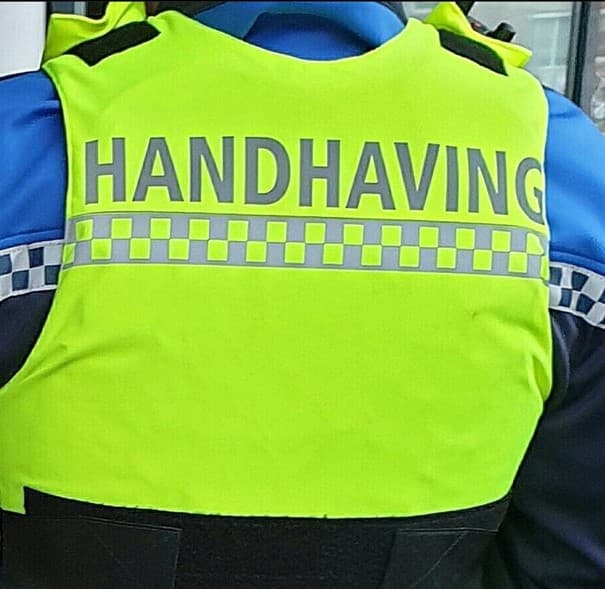 Uniform handhaving
